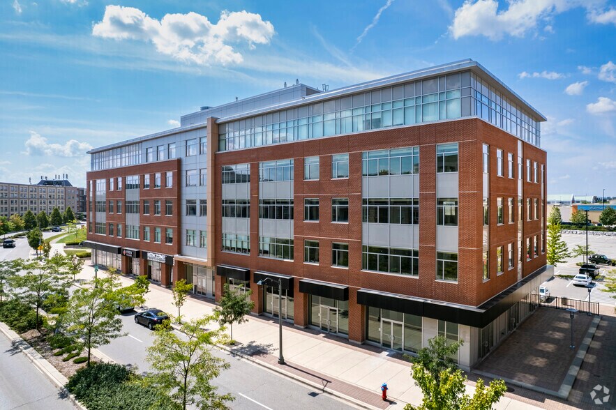 209 Oak Park Blvd, Oakville, ON à louer - Photo du bâtiment - Image 2 de 8