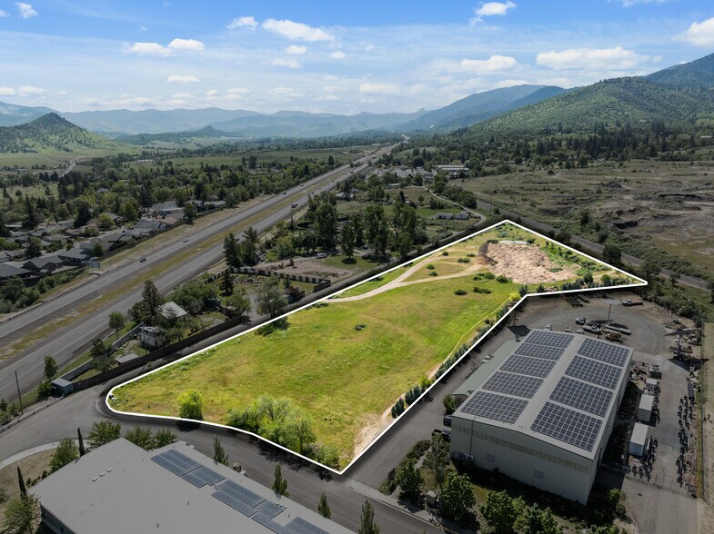 799 Jefferson Ave, Ashland, OR for sale - Aerial - Image 1 of 11