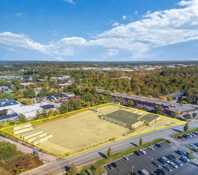 370 Wampanoag Trl, Riverside, RI for lease - Building Photo - Image 3 of 5