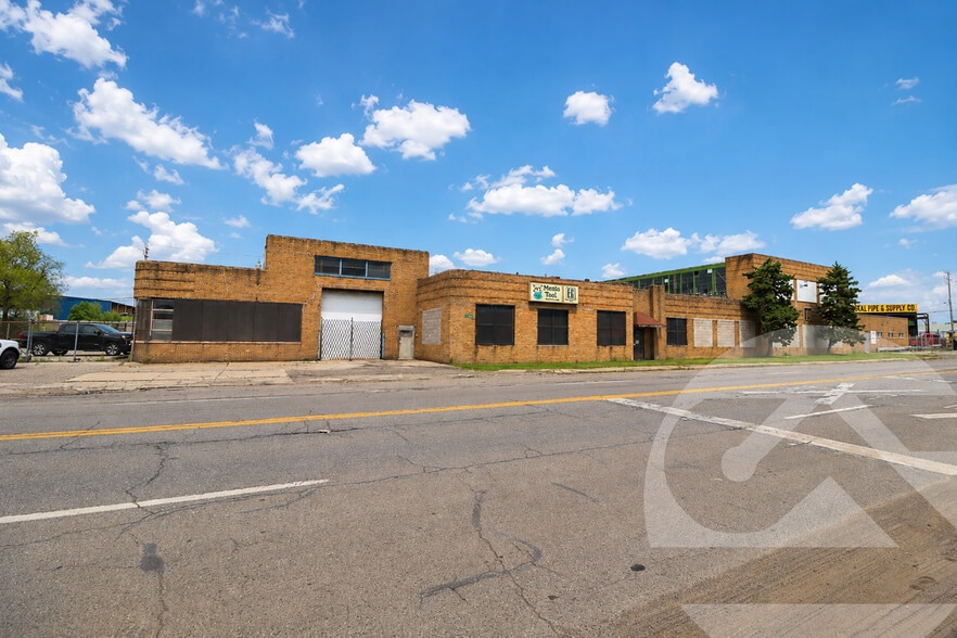 17144 Mount Elliott St, Detroit, MI for sale - Building Photo - Image 1 of 2
