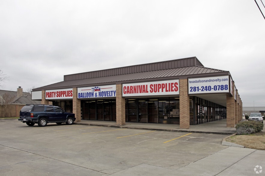 4611-4711 S Main St, Stafford, TX for lease - Building Photo - Image 3 of 7