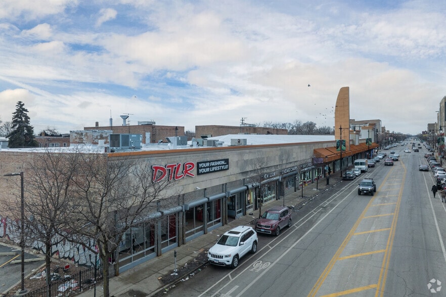 3913-3999 W Madison St, Chicago, IL for lease - Building Photo - Image 3 of 3