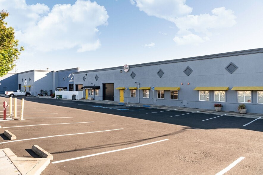 2483-2495 Washington Ave, San Leandro, CA à louer - Photo du bâtiment - Image 3 de 10