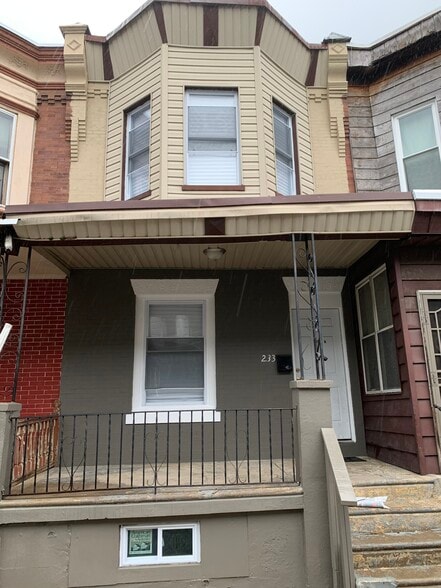 233 N Ramsey St, Philadelphia, PA for sale - Primary Photo - Image 1 of 4