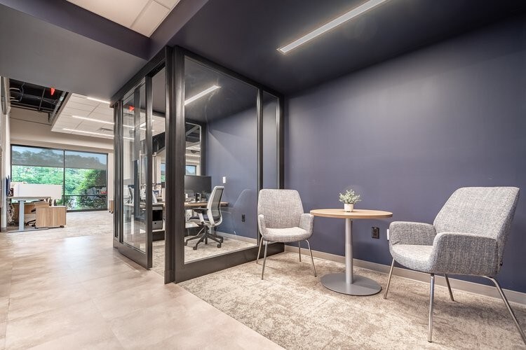 3825 Electric Rd, Roanoke, VA à louer - Photo du bâtiment - Image 3 de 19