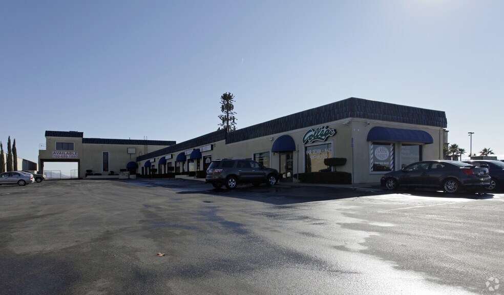 12061 Jacaranda Ave, Hesperia, CA à louer - Photo du bâtiment - Image 2 de 5