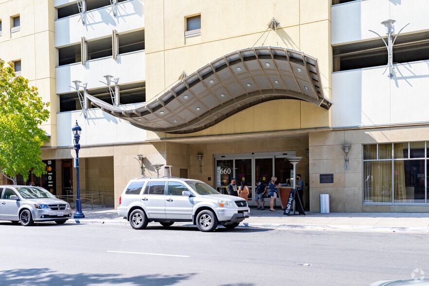 660 K St, San Diego, CA à louer - Photo du bâtiment - Image 2 de 4