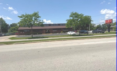 4325 S 60th St, Milwaukee, WI for lease - Building Photo - Image 2 of 3