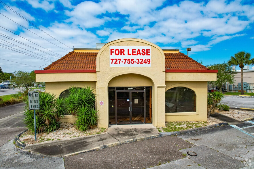 1855 E Memorial Blvd, Lakeland, FL for sale - Building Photo - Image 3 of 25