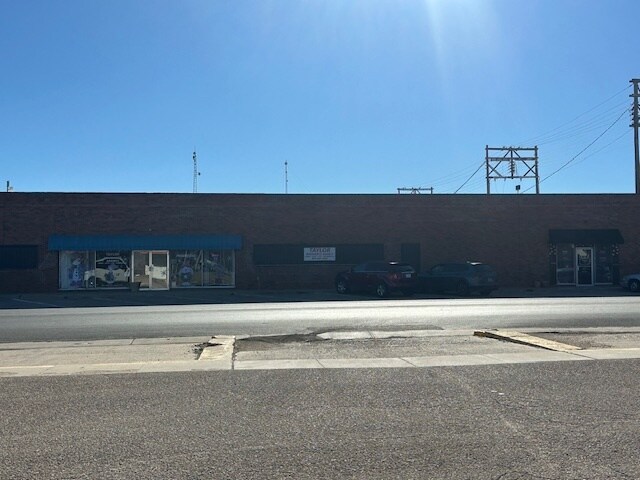 118 E Browning Ave, Pampa, TX à vendre - Photo du bâtiment - Image 1 de 2
