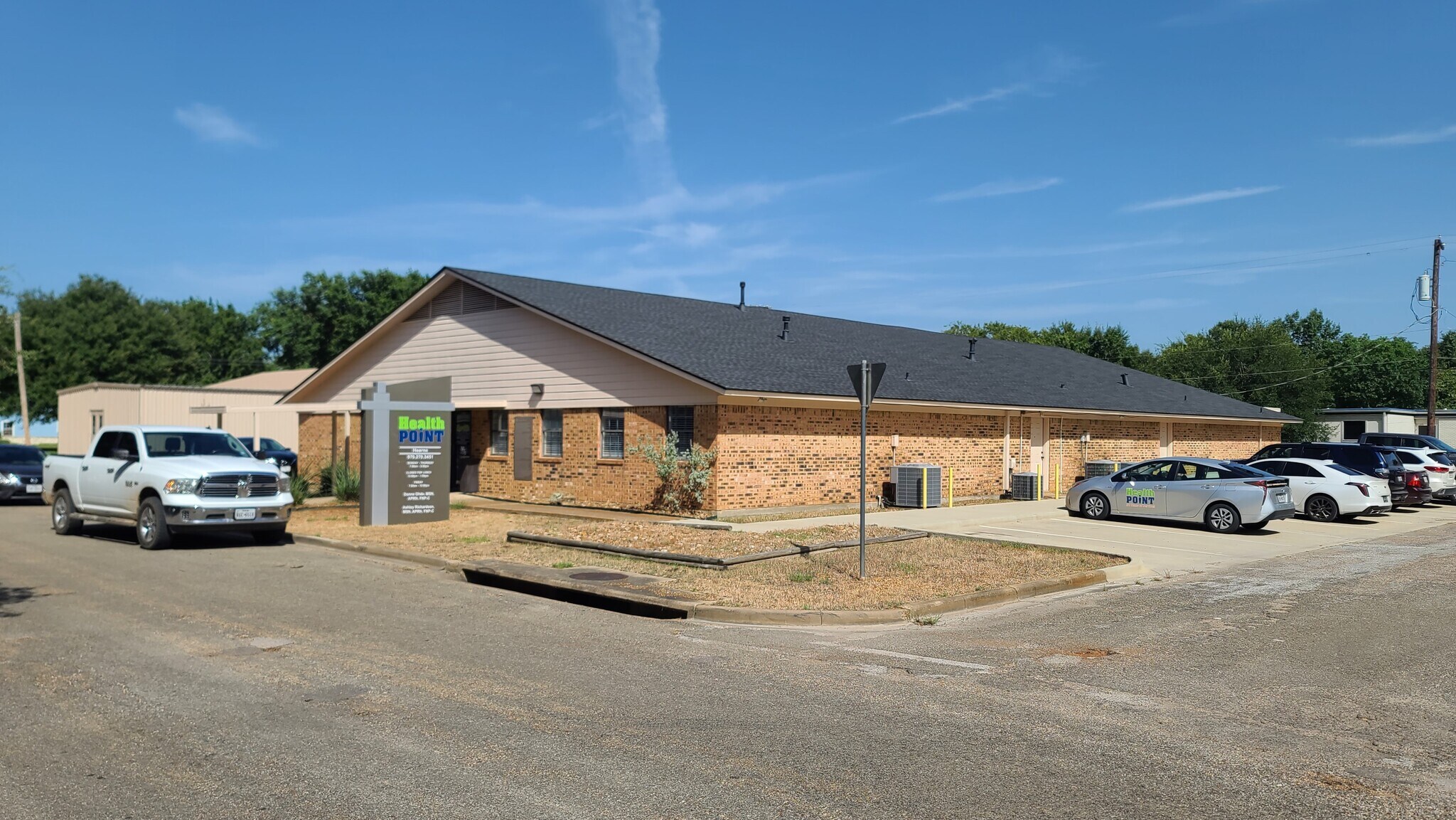 709 Barton St, Hearne, TX à vendre Photo du bâtiment- Image 1 de 14