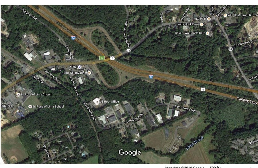 57 Church Hill Rd, Newtown, CT à louer - Photo principale - Image 2 de 5