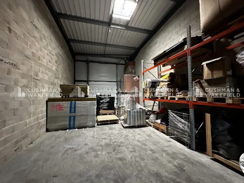 Flex in Reichstett for lease - Interior Photo - Image 3 of 10