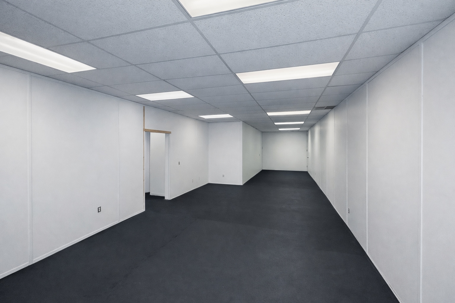 1030 Hastings St, Traverse City, MI à louer Photo intérieure- Image 1 de 4