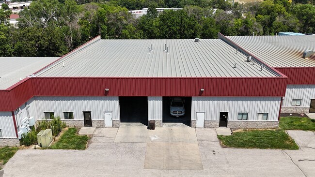 Plus de détails pour 3130 S 6th St, Lincoln, NE - Local d'activités, Industriel à louer