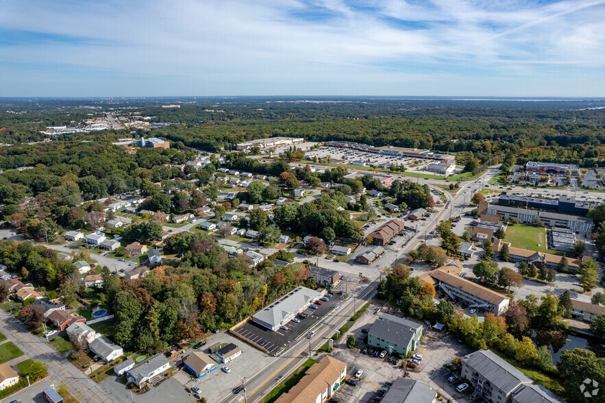 294 Cowesett Ave, West Warwick, RI for lease - Aerial - Image 3 of 19