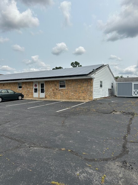 110 Trenton Ave, Barrington, NJ for lease - Building Photo - Image 2 of 5