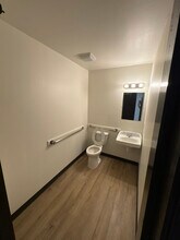 6934-6958 Jewella Ave, Shreveport, LA for lease Building Photo- Image 2 of 5