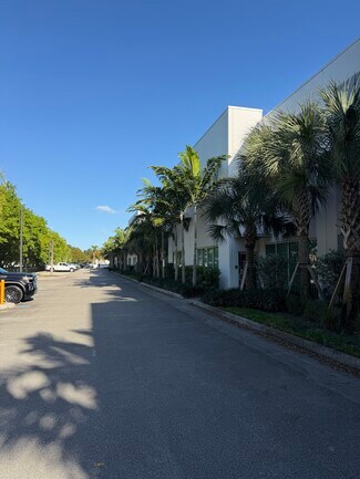 Plus de détails pour 4405-4493 NW 97th Ave, Doral, FL - Industriel à louer