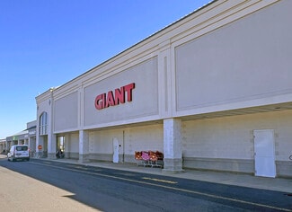 Plus de détails pour 870 N US Highway 15 N., Dillsburg, PA - Commerce de détail à louer