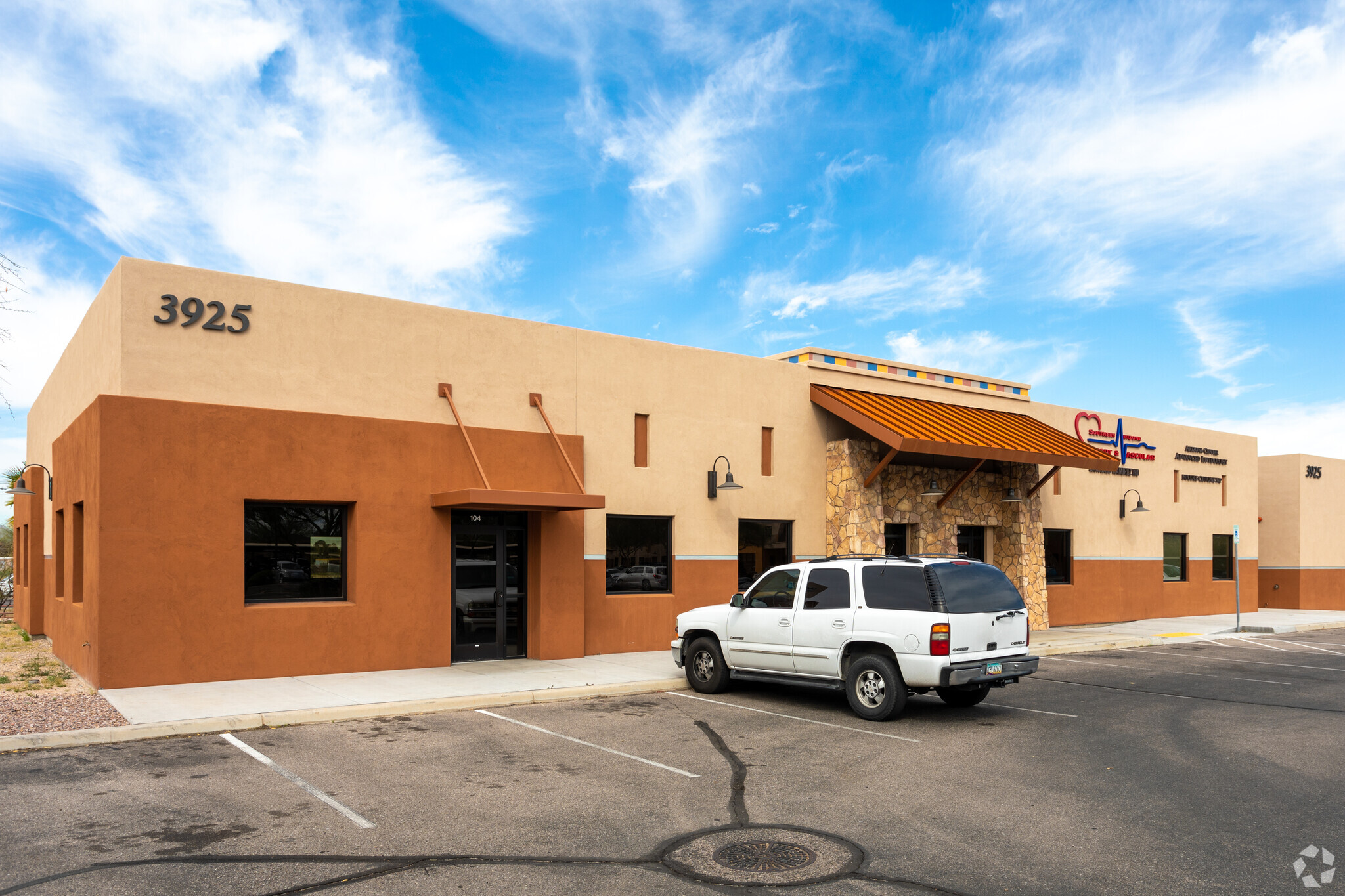 3925 E Fort Lowell Rd, Tucson, AZ à vendre Photo du bâtiment- Image 1 de 1