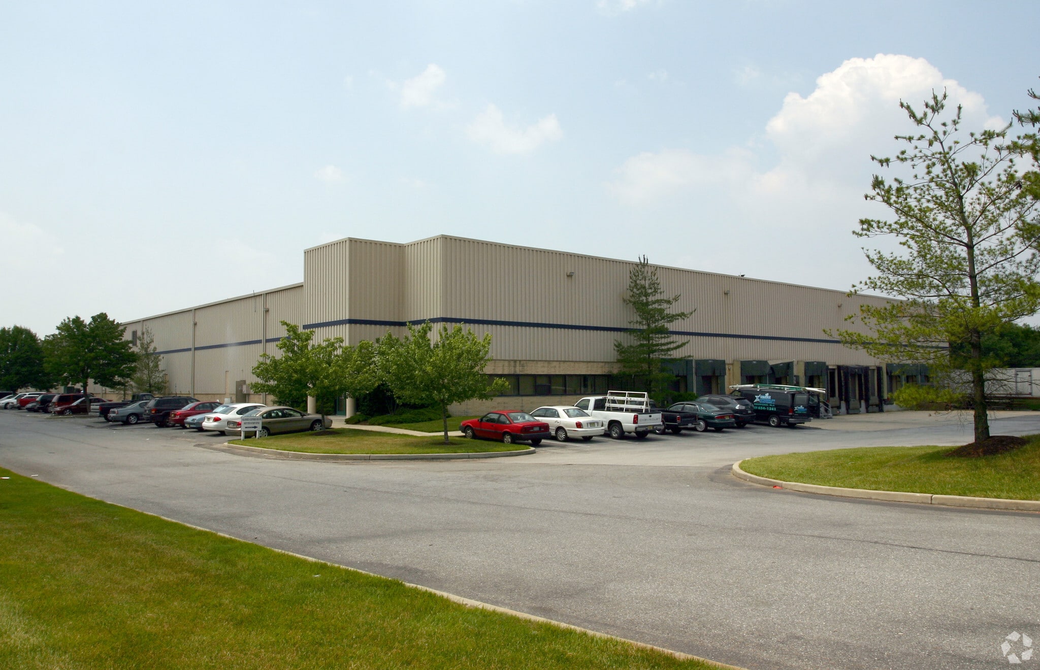 750 Veterans Dr, Logan Township, NJ for lease Primary Photo- Image 1 of 4