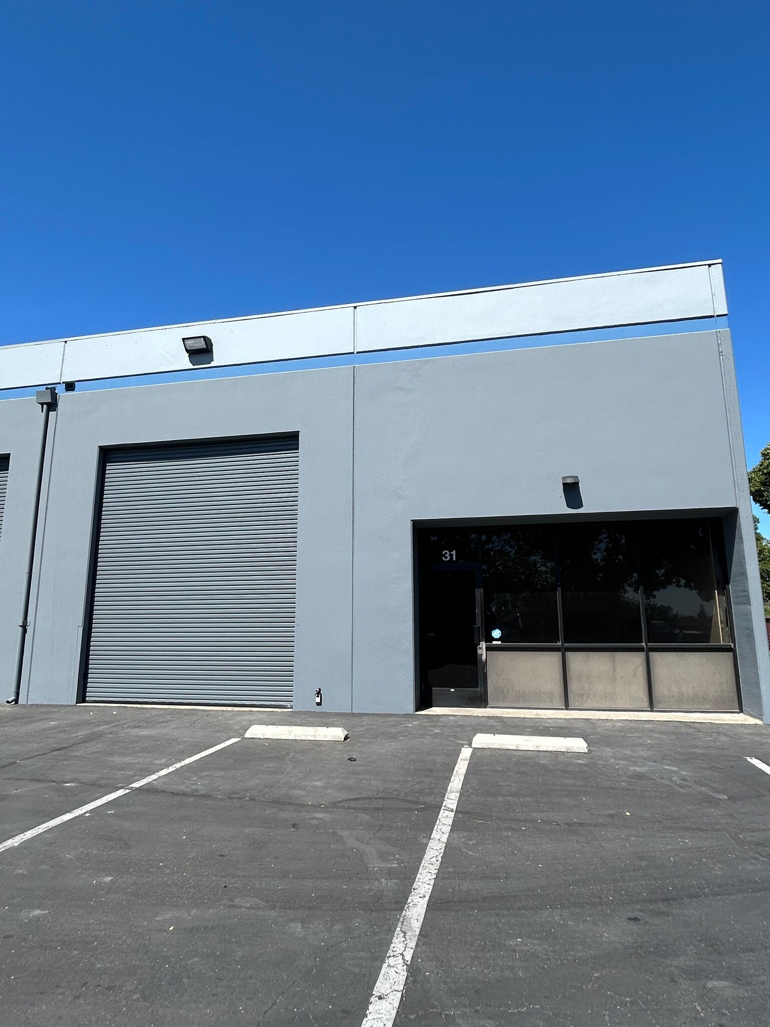 3429 Freedom Park Dr, North Highlands, CA for lease Interior Photo- Image 1 of 7