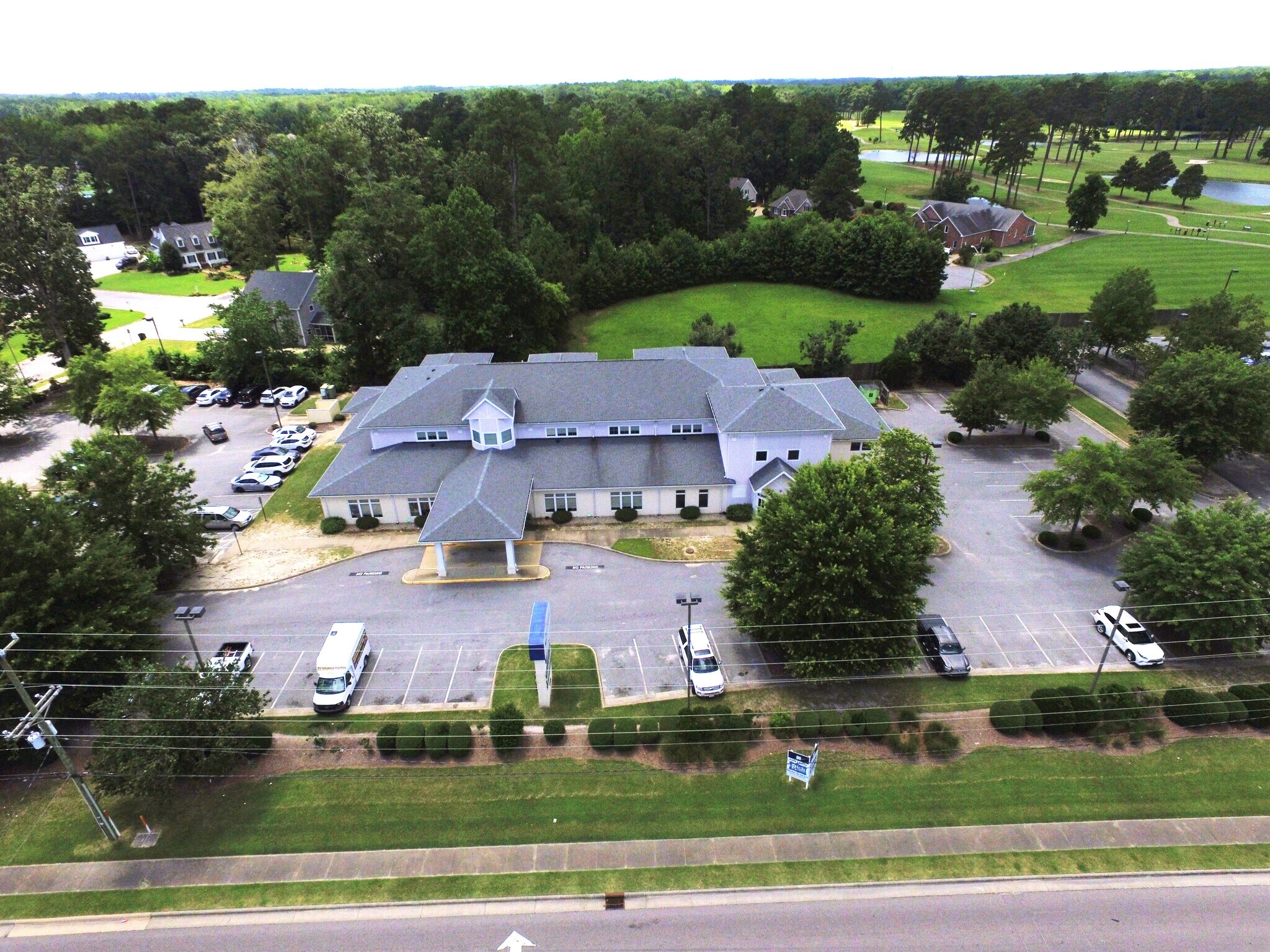 1503 N Road St, Elizabeth City, NC à louer Photo du bâtiment- Image 1 de 2