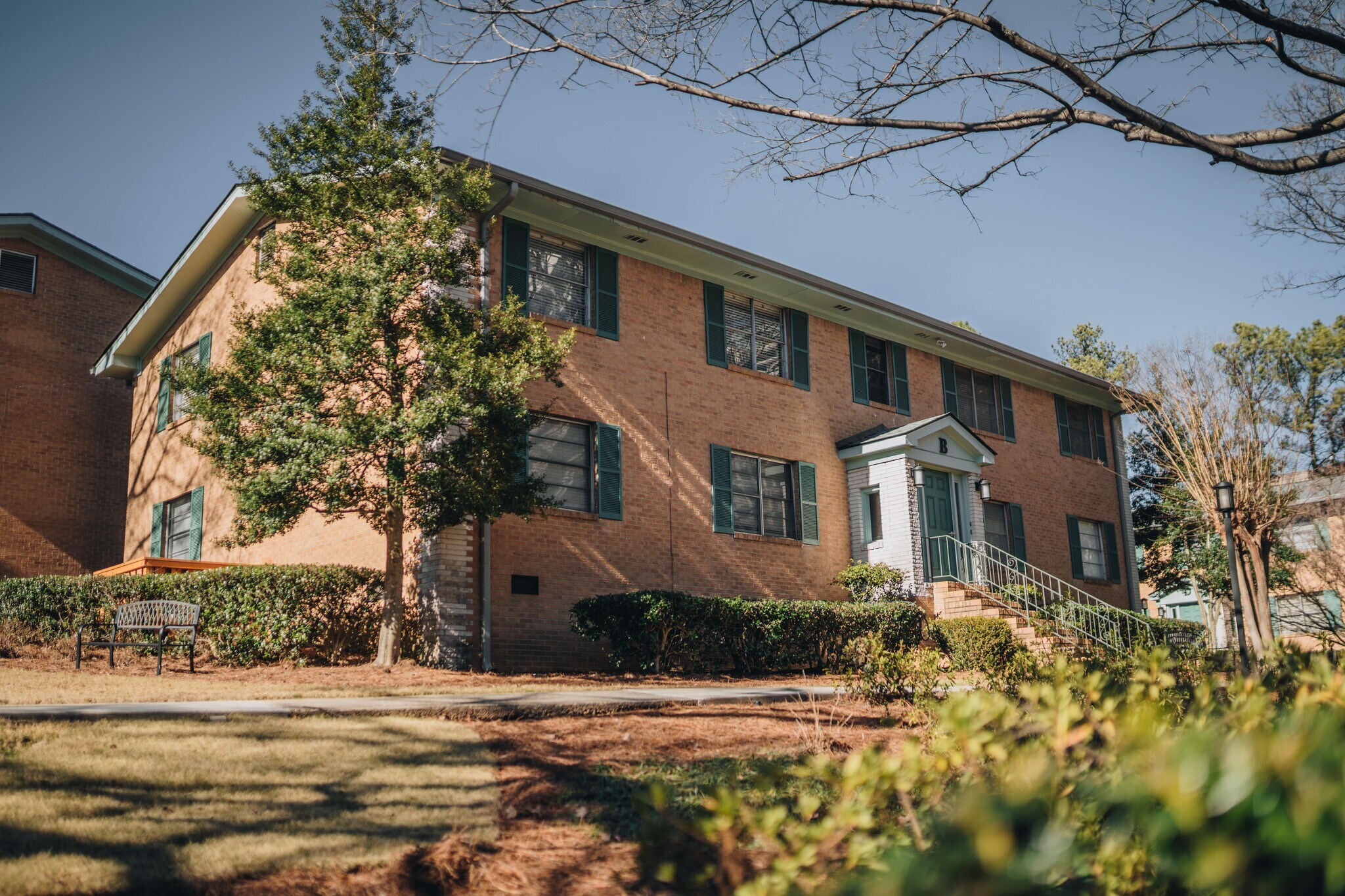 3057 Pharr Court North Ct NW, Atlanta, GA à vendre Photo du bâtiment- Image 1 de 18