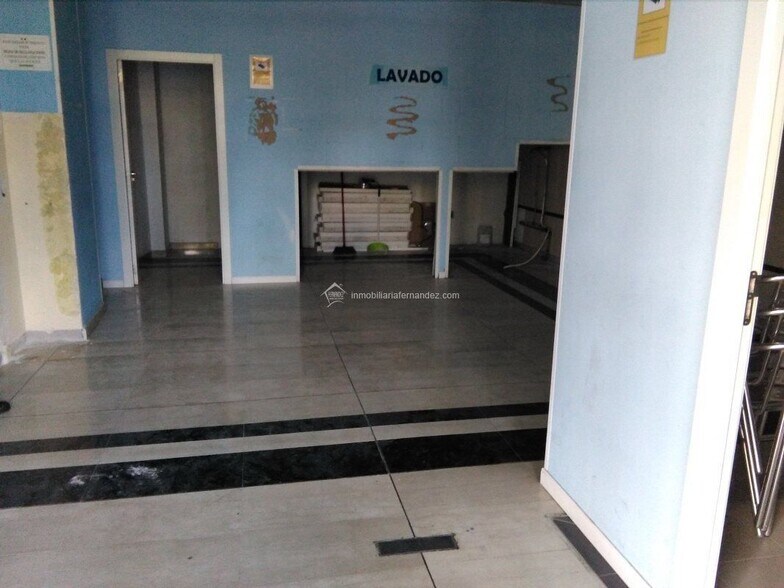 Commerce de détail dans Cáceres, Cáceres à louer - Photo du bâtiment - Image 1 de 8