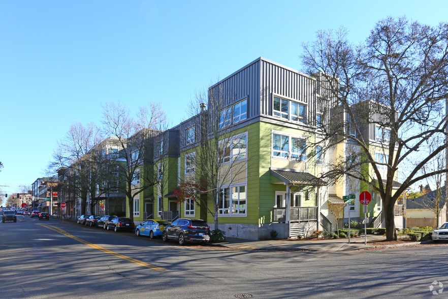 4469 Stone Way N, Seattle, WA for lease - Building Photo - Image 3 of 4