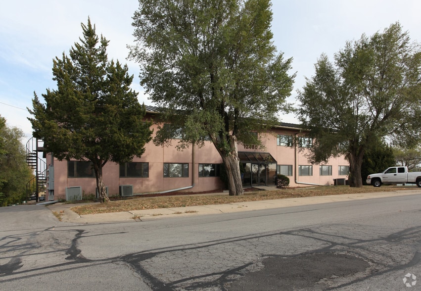 12480 W 62nd Ter, Shawnee, KS à louer - Photo du bâtiment - Image 3 de 15