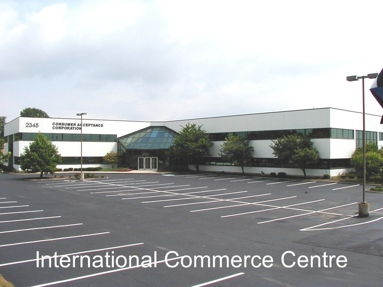 2345 S Lynhurst Dr, Indianapolis, IN for lease - Primary Photo - Image 1 of 7