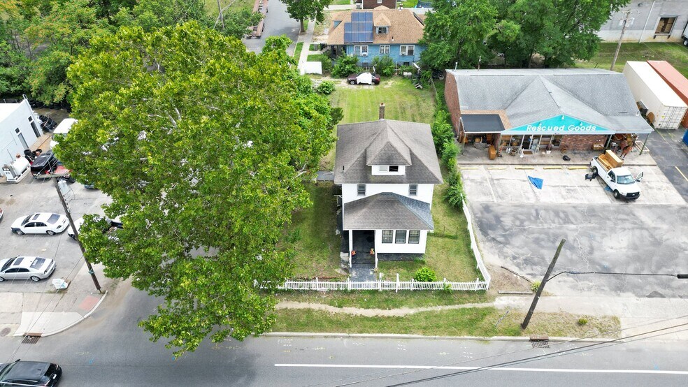 600 W Broad St, Paulsboro, NJ à vendre - Photo du bâtiment - Image 3 de 42