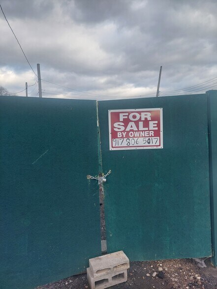 110 Bridge St, Howard Beach, NY for sale - Building Photo - Image 2 of 2