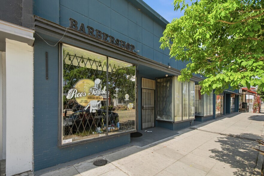 5764-5770 W Pico Blvd portefeuille de 2 propriétés à vendre sur LoopNet.ca - Photo du bâtiment - Image 2 de 7