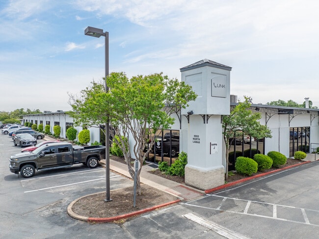 Plus de détails pour 5555 N Lamar Blvd, Austin, TX - Bureau, Local d'activités à louer