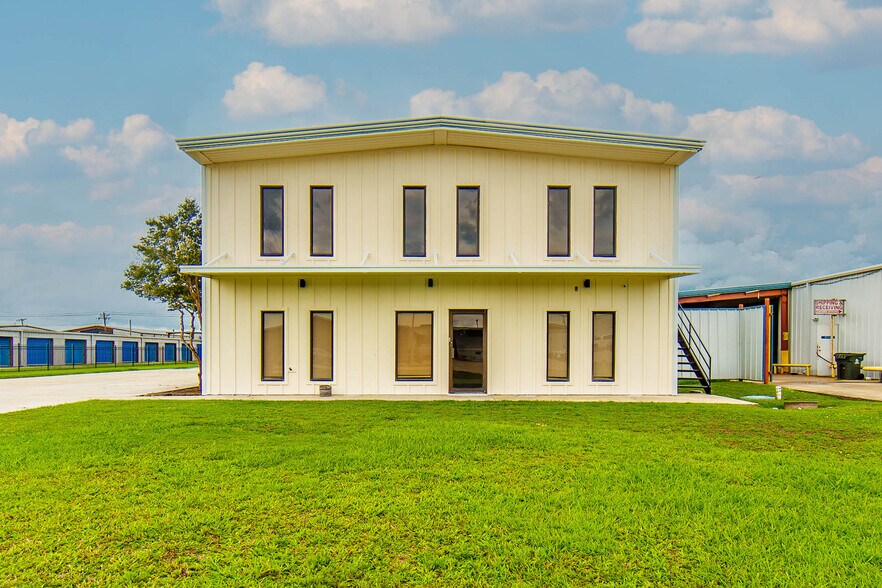 204 Venture Blvd, Houma, LA à louer - Photo principale - Image 1 de 16