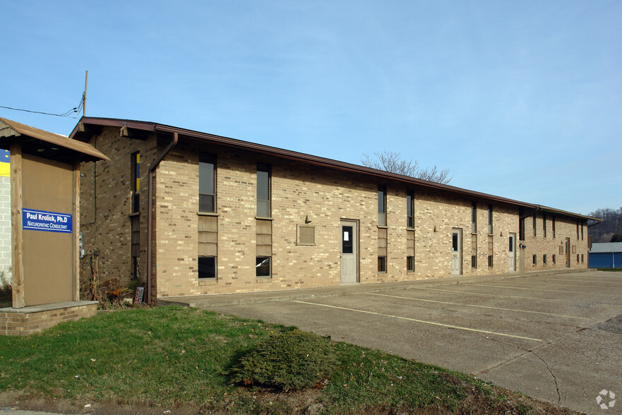 906 Grand Central Ave, Vienna, WV à vendre - Photo principale - Image 1 de 1