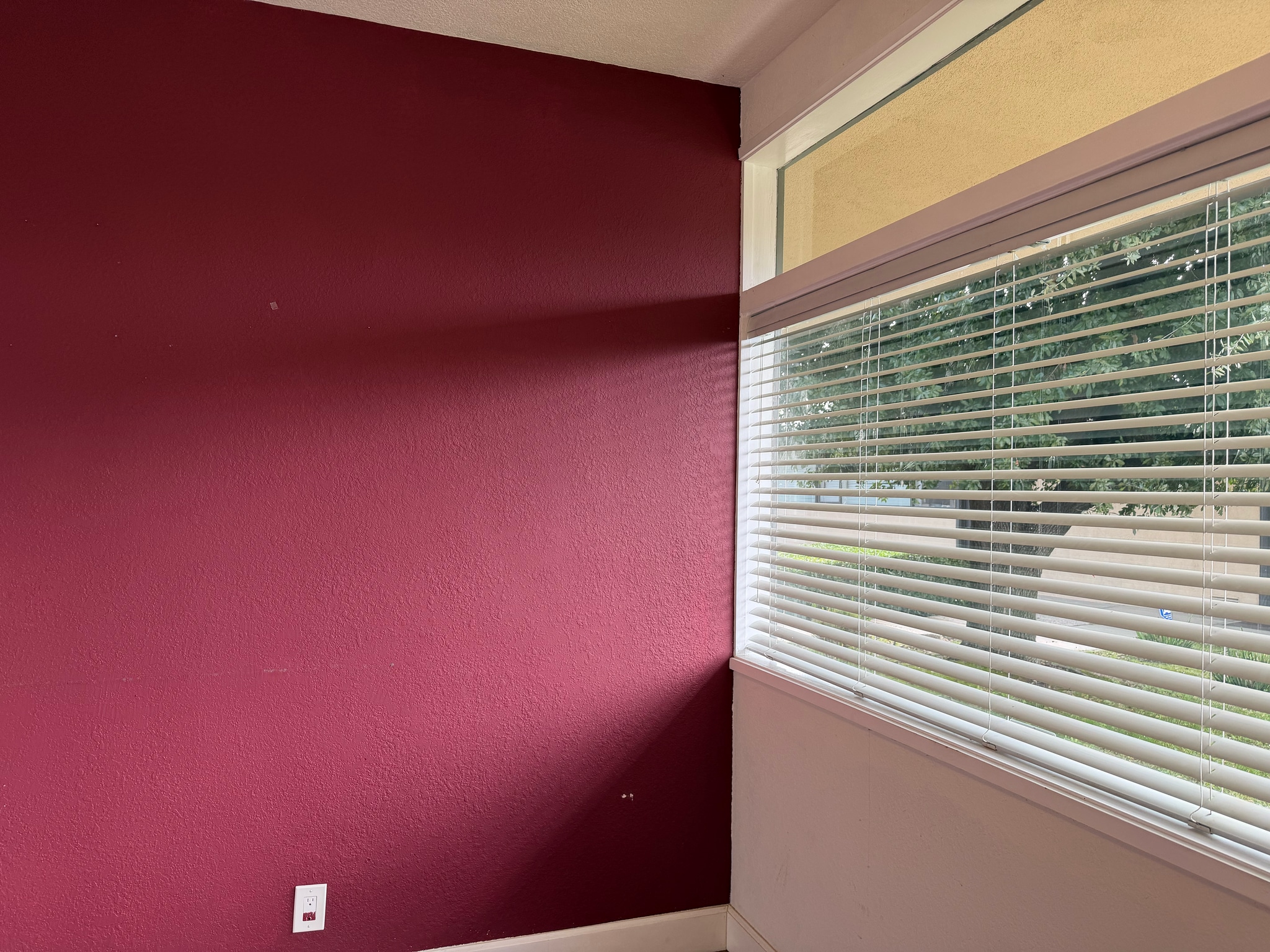 1601 McHenry Village Way, Modesto, CA for lease Interior Photo- Image 1 of 7