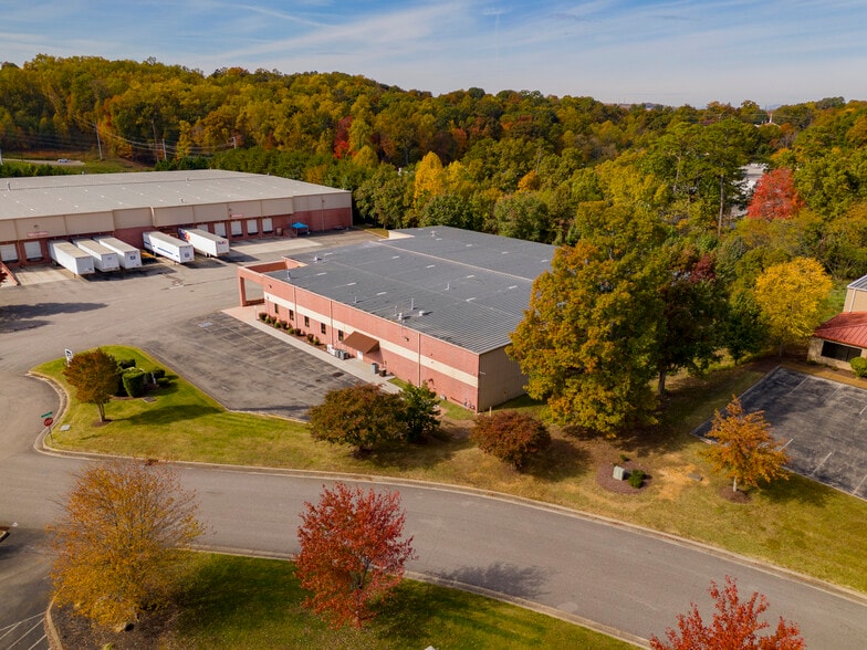 1470 E Weisgarber Rd, Knoxville, TN à louer - Photo du bâtiment - Image 2 de 37