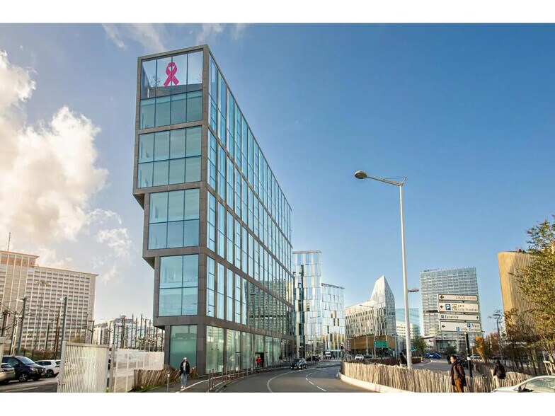 635 Rue De La Chaude Rivière, Lille à louer - Photo du bâtiment - Image 3 de 13