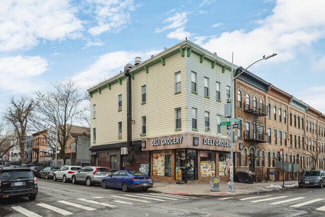 More details for 644 Wilson Ave, Brooklyn, NY - Retail for Sale