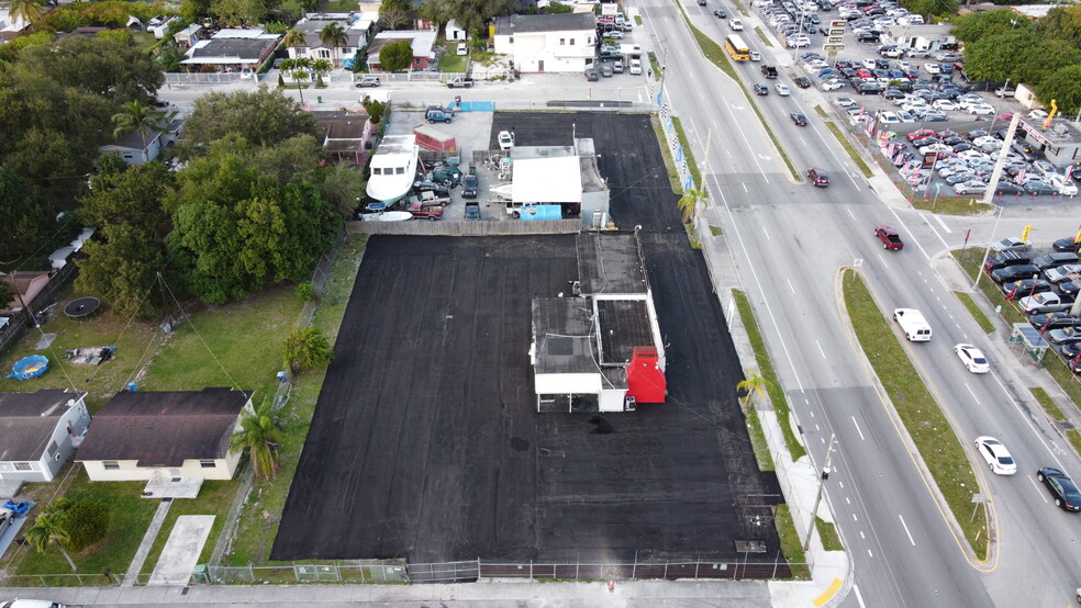 9800 NW 27th Ave, Miami, FL for sale - Aerial - Image 2 of 5