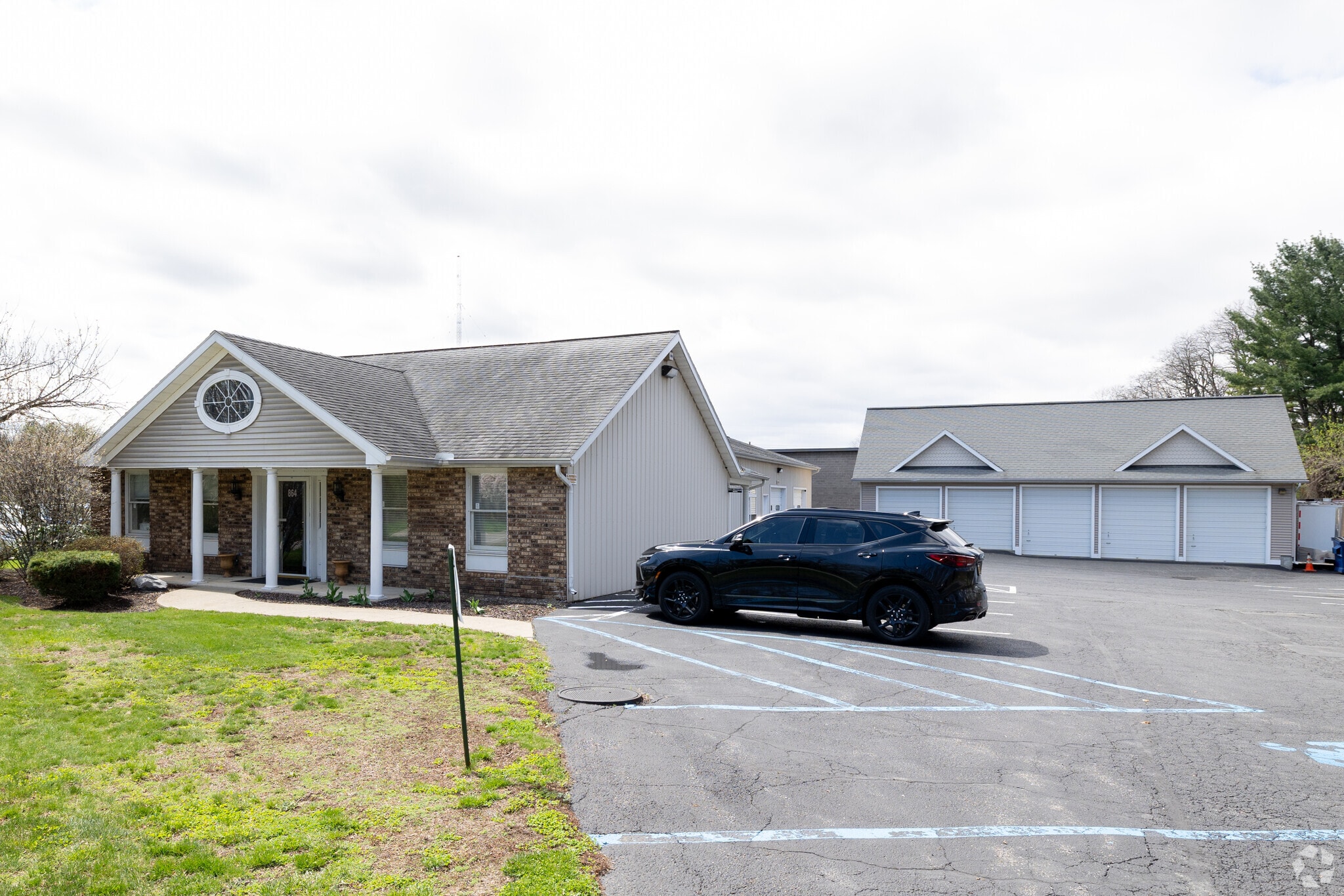 864 Burdeck St, Schenectady, NY à vendre Photo principale- Image 1 de 23
