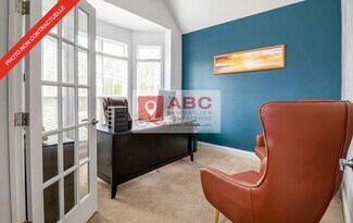 Plus de détails pour Bureau à vendre