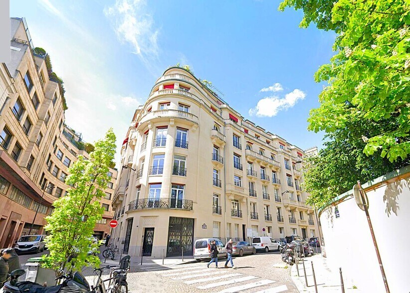 4 Bis Rue Lord Byron, Paris à louer - Photo du bâtiment - Image 1 de 14