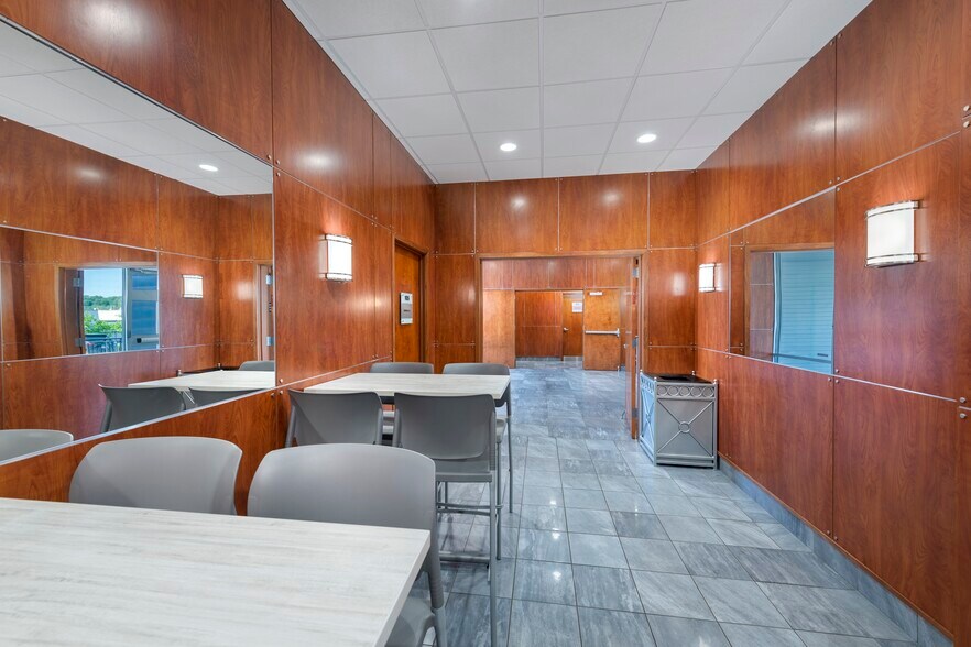 30 E Padonia Rd, Timonium, MD à louer - Photo intérieure - Image 3 de 13