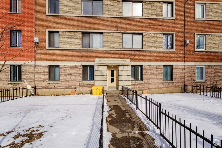 131 Av Windsor, Lachine, QC à vendre - Photo du bâtiment - Image 3 de 3