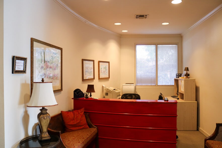 5600 Broadway St, San Antonio, TX for lease - Interior Photo - Image 2 of 7